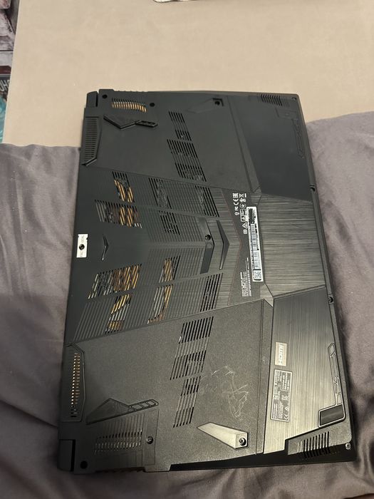 Laptop gaming MSI i7 gen 10