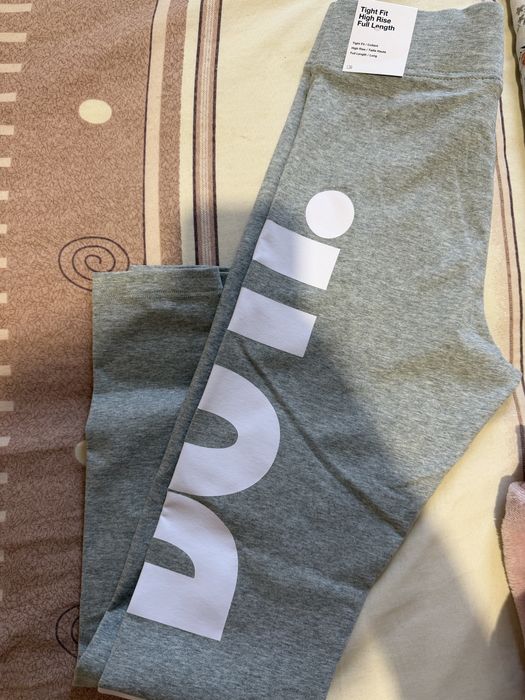 Клин Nike- чисто нов