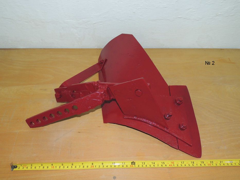 Браздир /лястовица/ с 2 отвора за култиватор. Менгеме. Плуг