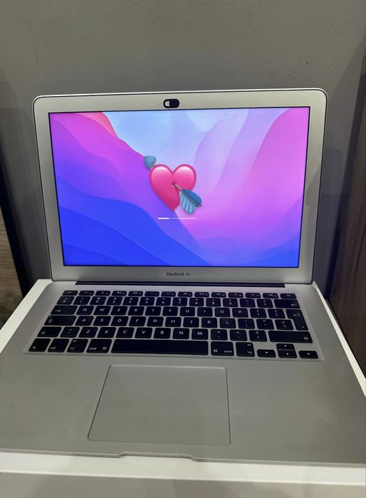 Mac Book Air 13-inch