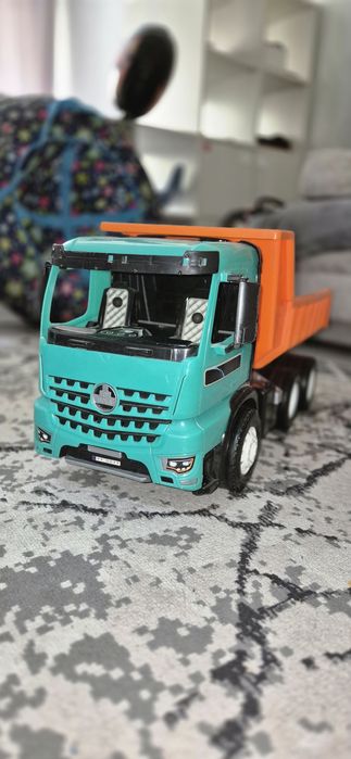 продам детский грузовик