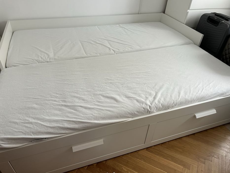 Pat Ikea Brimnes extensibil 2sertare 2saltele, alb, 80x200 cm