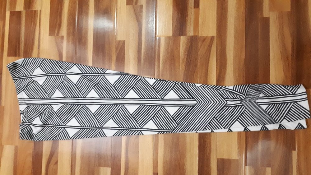 Спортивные ласины  размер S.