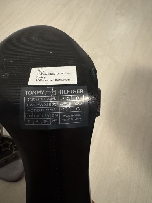 Sandale tommy hilfiger nr.37