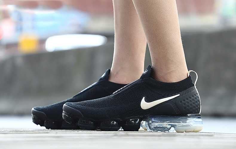 Vapormax flyknit best sale 2 moc