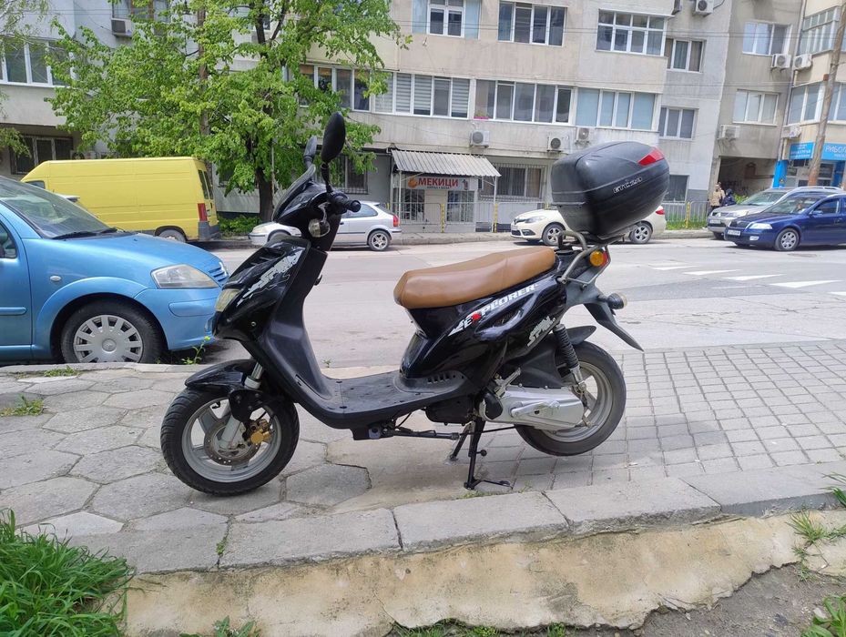 скутер EXPLORER/SPIN 50 2Т