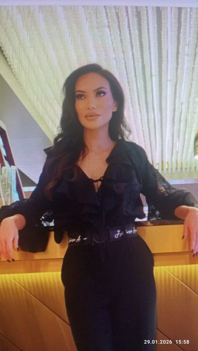 Дамска риза Avin