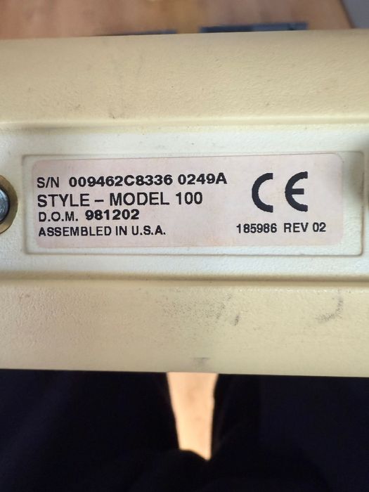 Bose MODEL-100 Аудио Колони