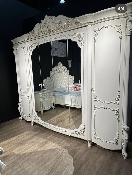 10 ай пайдаланылған гарнитур сатылады