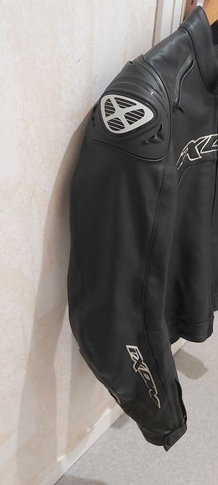 Кожено мото яке IXON Glory M