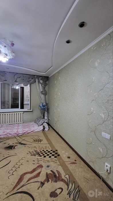 Юнусабад 16 й квартал 4х ком на первом этаже со своим двориком!