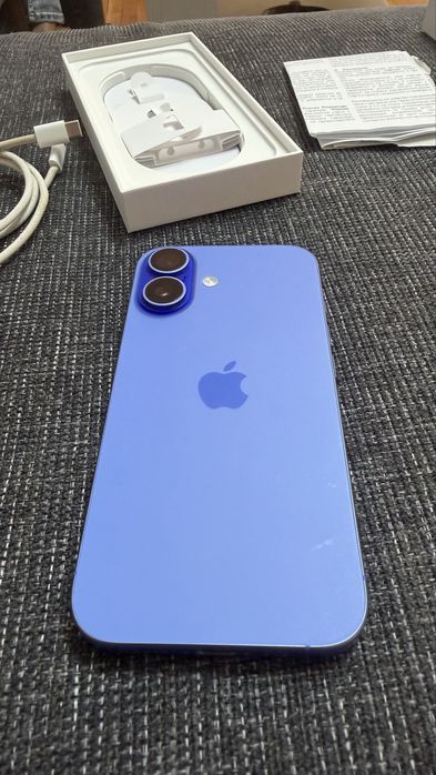 Iphone 16 128 GB Blue