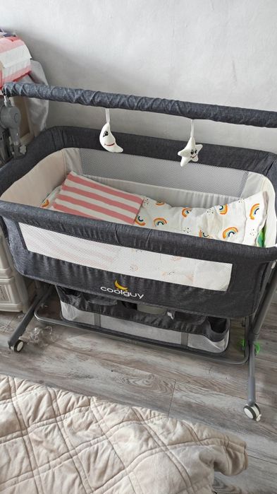 Детский кровать и колыбелный