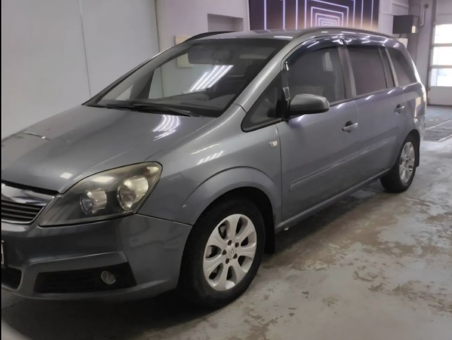 Продам Opel zafira b