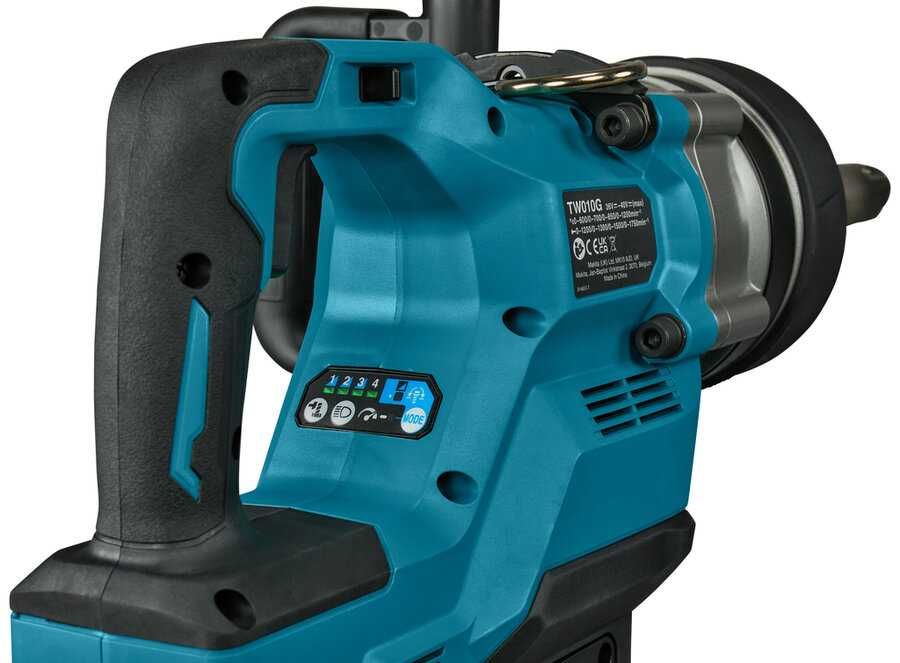 Акумулаторен ударен гайковерт Makita XGT 40V TW010GZ 1″ ,, 3 150 Nm
