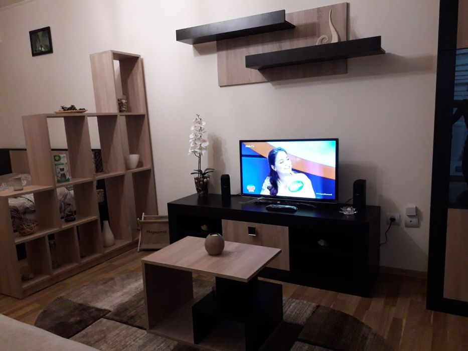 Garsoniera mare zona Nord / parcare