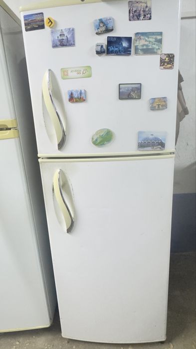 Продам холодильник