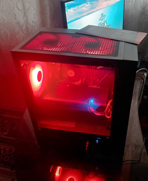 Продам новый комплект срочно