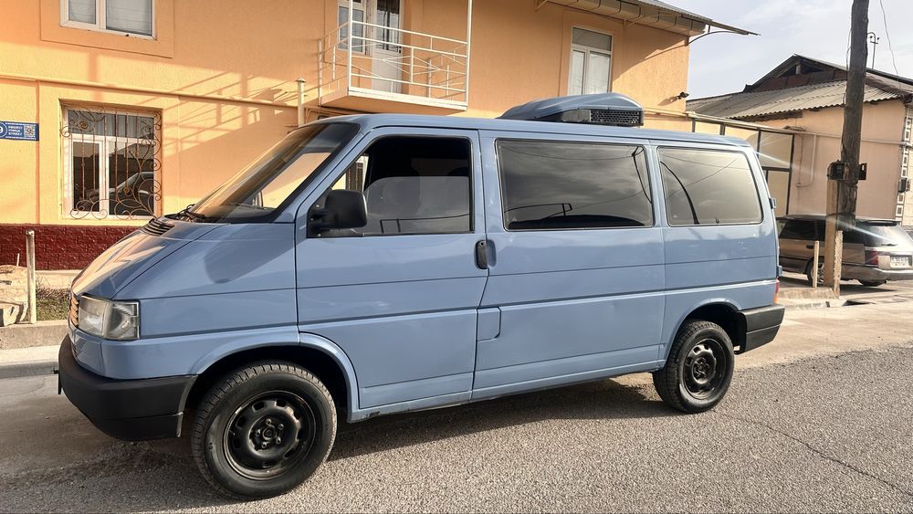 Продается бусик т4