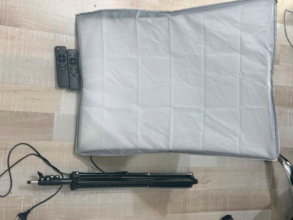 Vand set de 2 lumini Softbox cu telecomanda