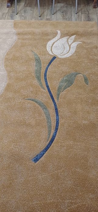 Ковёр  продам 2×3 м