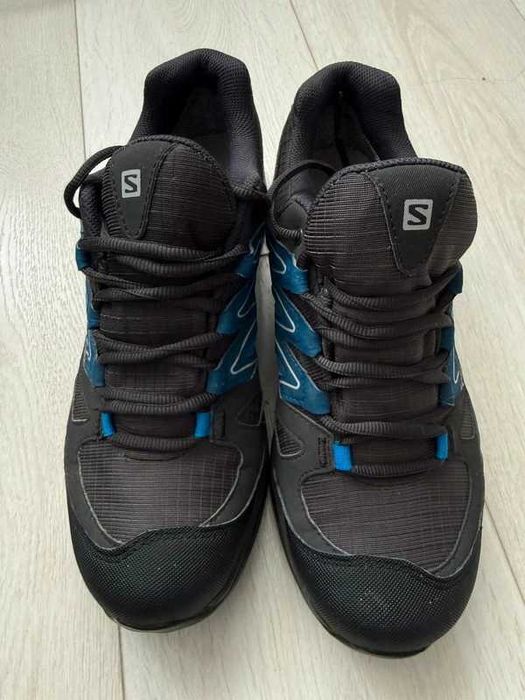 Incaltaminte drumetie Salomon gtx