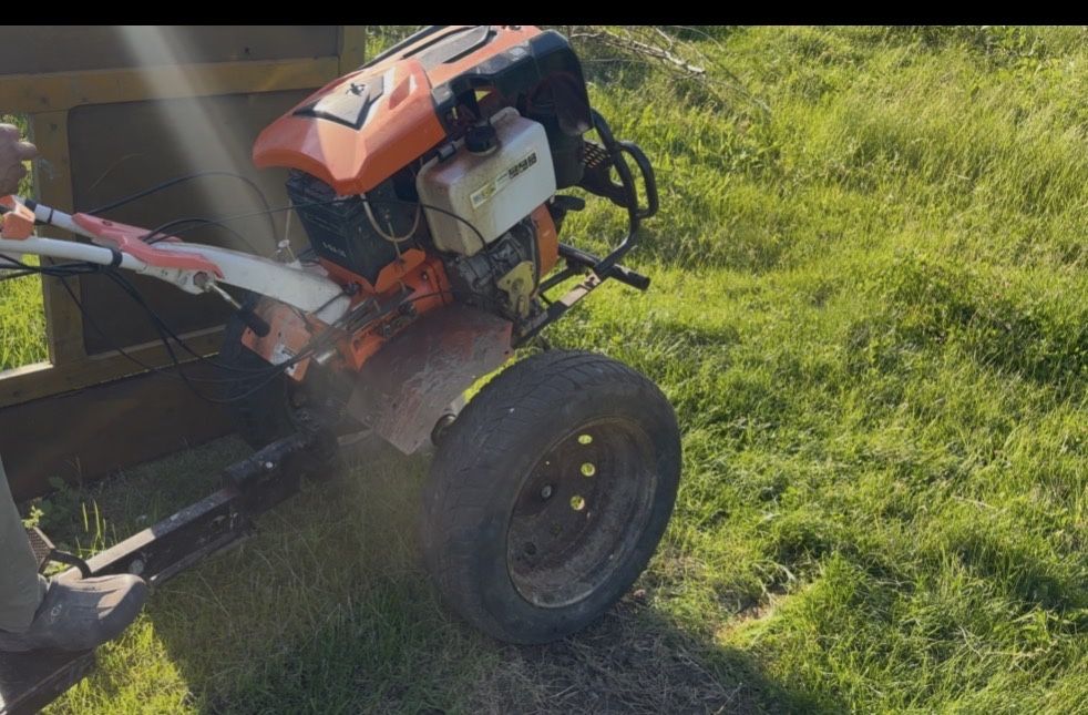 Motocultor diesel achizitionat de NOU
