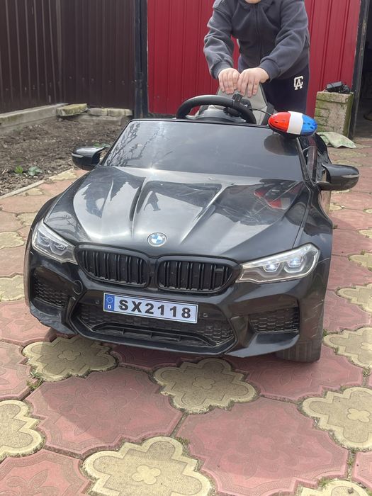 Masinuta electrica BMW M5