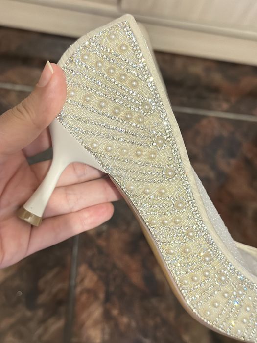 Продам туфли, созданные для комплиментов