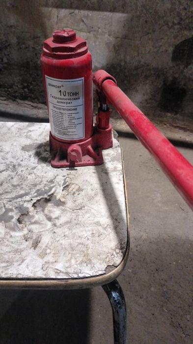 Домкраты на выбор