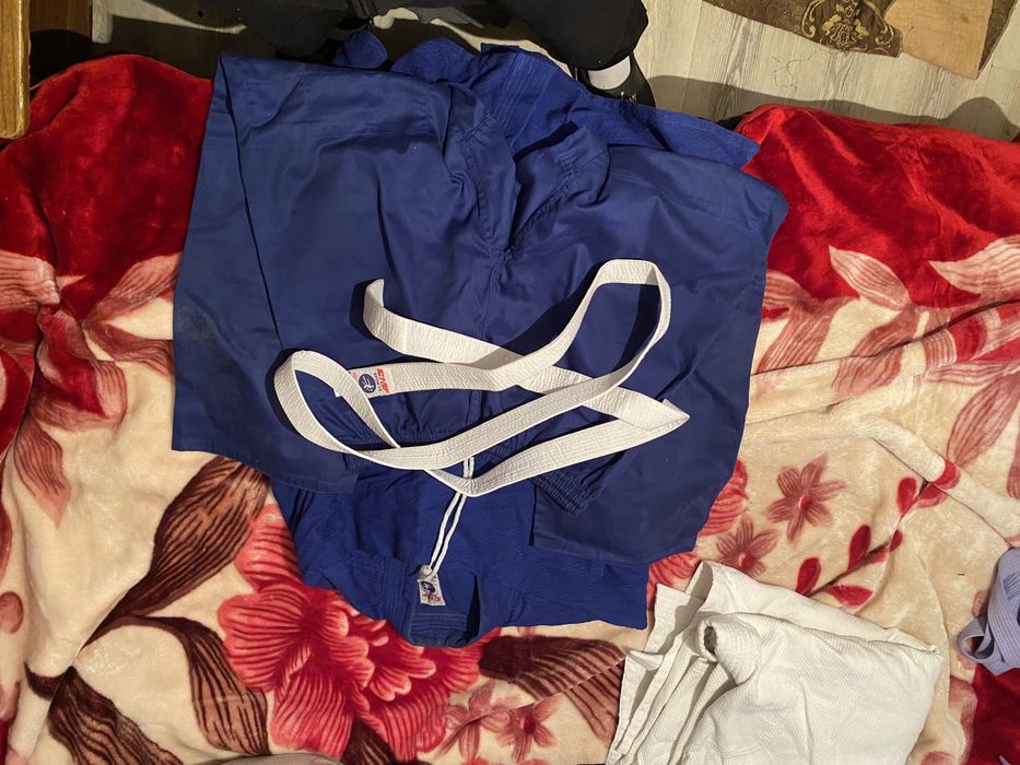 Продам кимано б/у