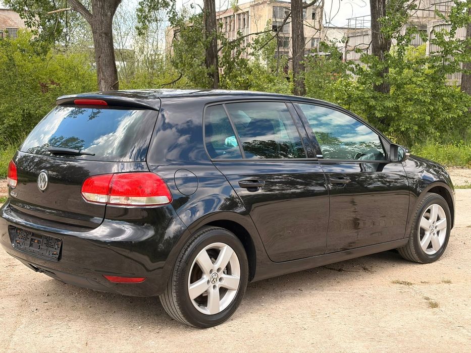 VOLKSWAGEN Golf 2011 — imagine 4