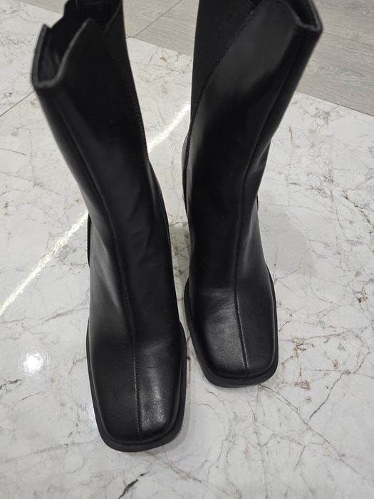 Ботинки Zara кожаные 35р