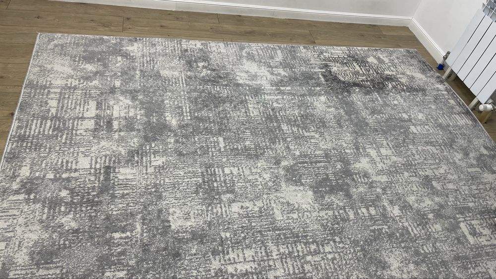 Продается      ковер.