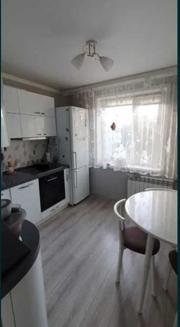 Продаю 3х комн.кв на 8 микрорайоне