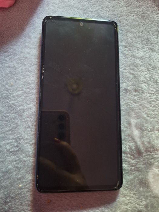 Samsung a72 nu are garantie nici cutia originala