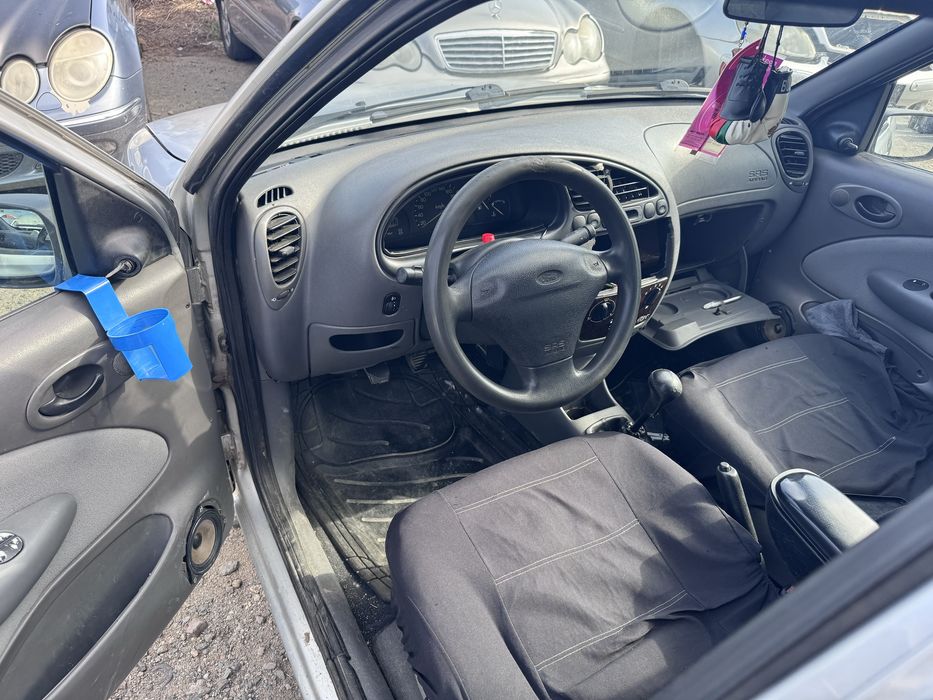 Ford Fiesta 1.3i 60hp 1998г На Части