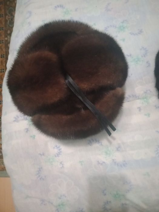 Продам шапки формовки, мех натуральный
