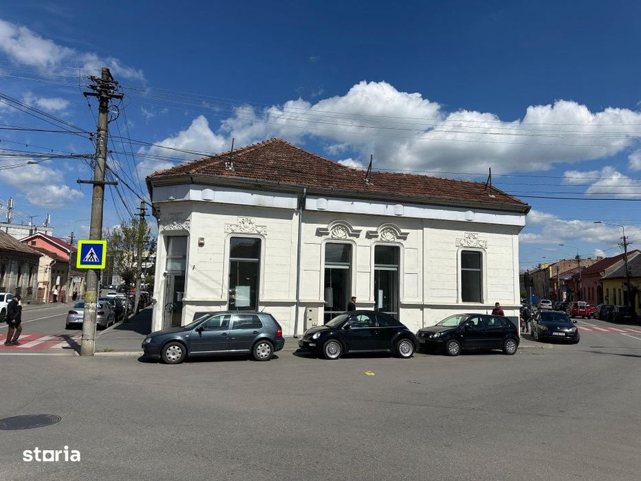 Spatiu comercial de inchiriat Dej, Str. Avram Iancu  230 mp Comision