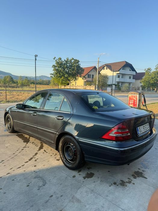 Mercedes c220 w203 facelift