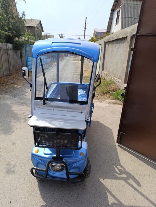 Продаю грузовой электроцикл четырех колесный  мощностью 1500 ват 500кг