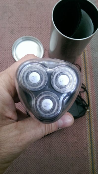 Электробритва МИГ 3125АС .