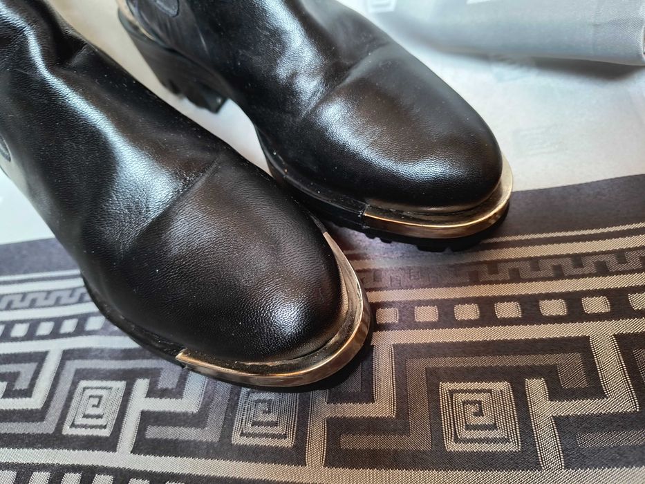 Дамски кожени боти