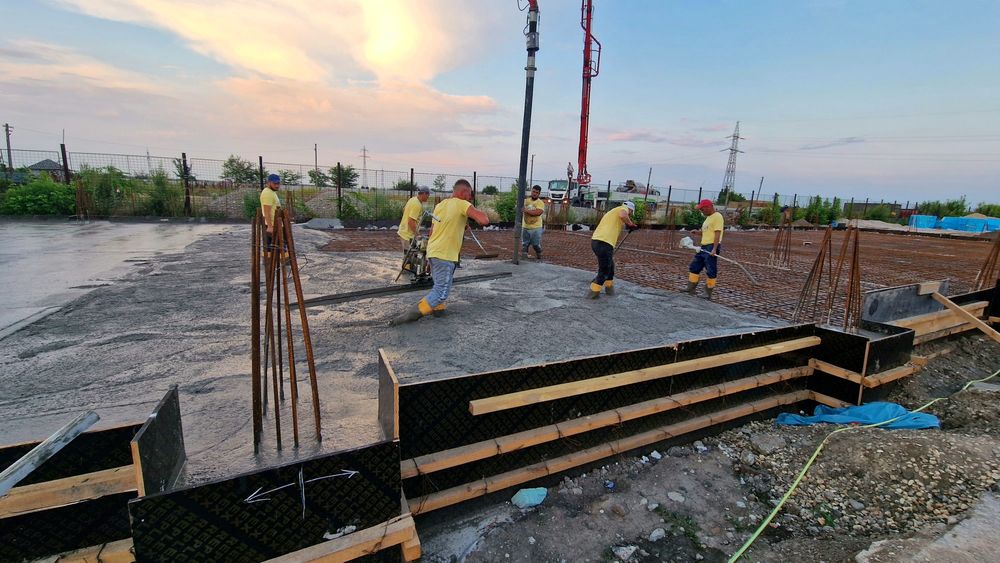 Beton finisat  mecanic cu  elicopter și cuart, sapa  Industriala