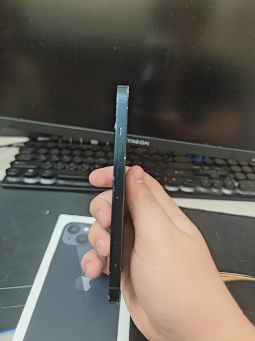 продам айфон 13 128gb