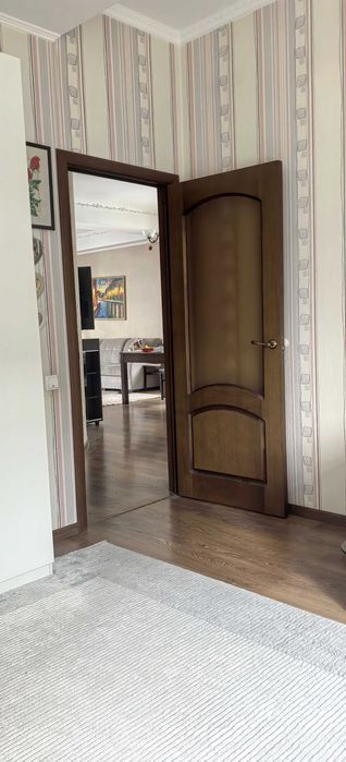 Продаётся 3 комнатная квартира