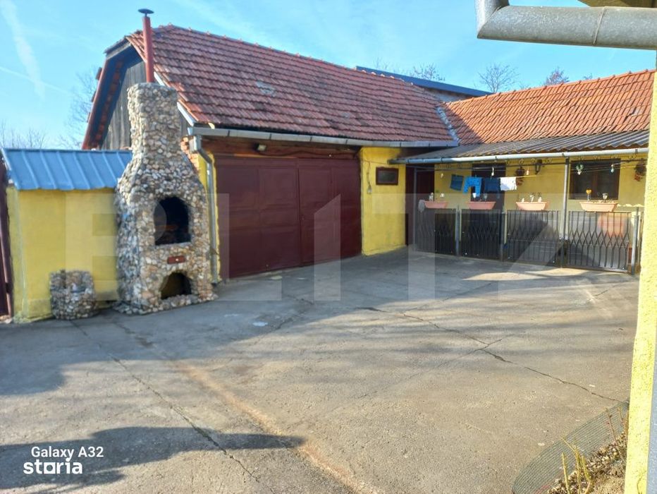 Casa de vanzare, 4 camere, 200 mp, in Fardea