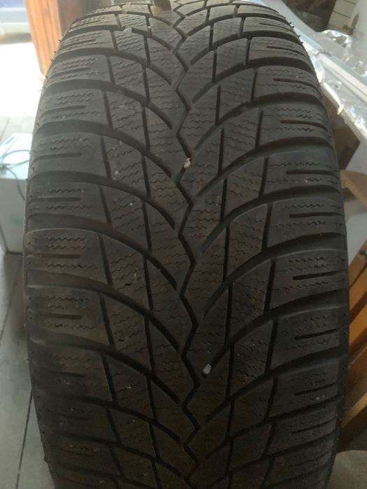 Джанти с гуми за кола