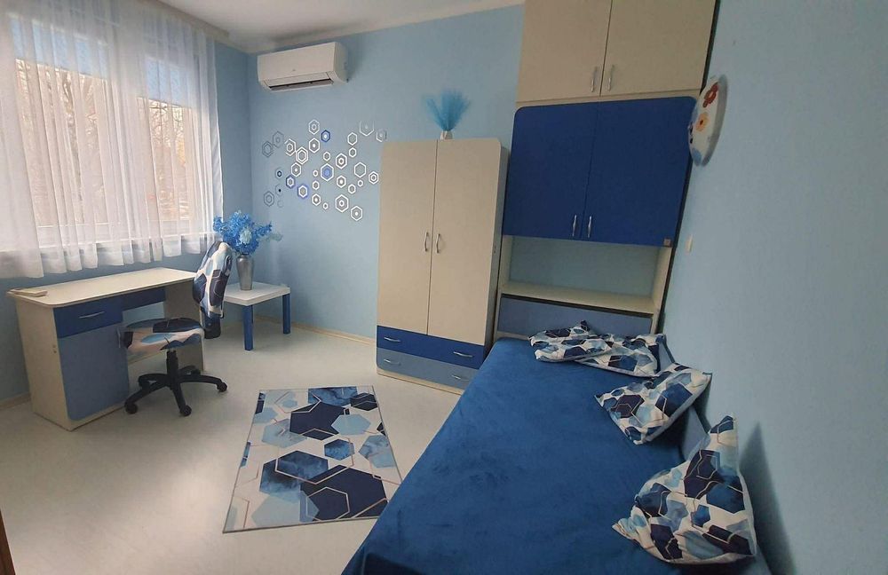 Тристаен апартамент под наем в ж.к. Лозенец, 2218854