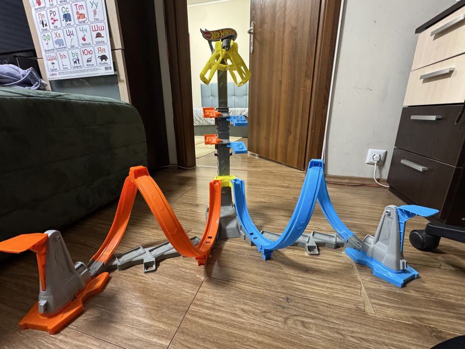 Hot Wheels Action - Комплект Лупинг